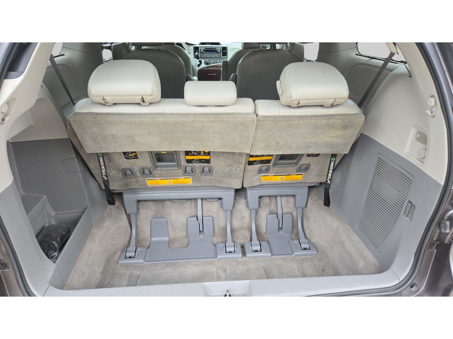 2012 Toyota Sienna XLE 7 Passenger