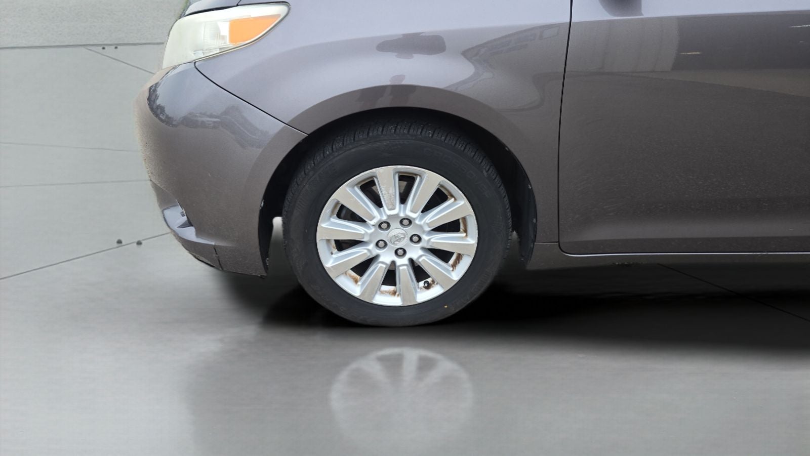 2012 Toyota Sienna XLE 7 Passenger