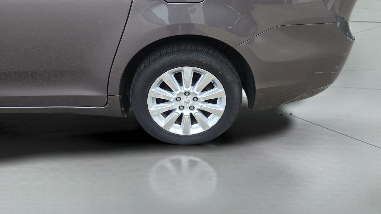 2012 Toyota Sienna XLE 7 Passenger